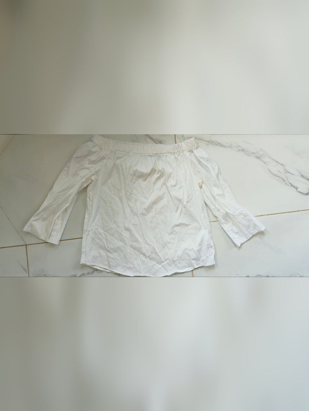 white zara off shoulder summer shirt